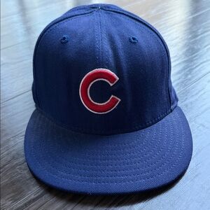 New Era Kids Chicago Cubs cap with Red Logo